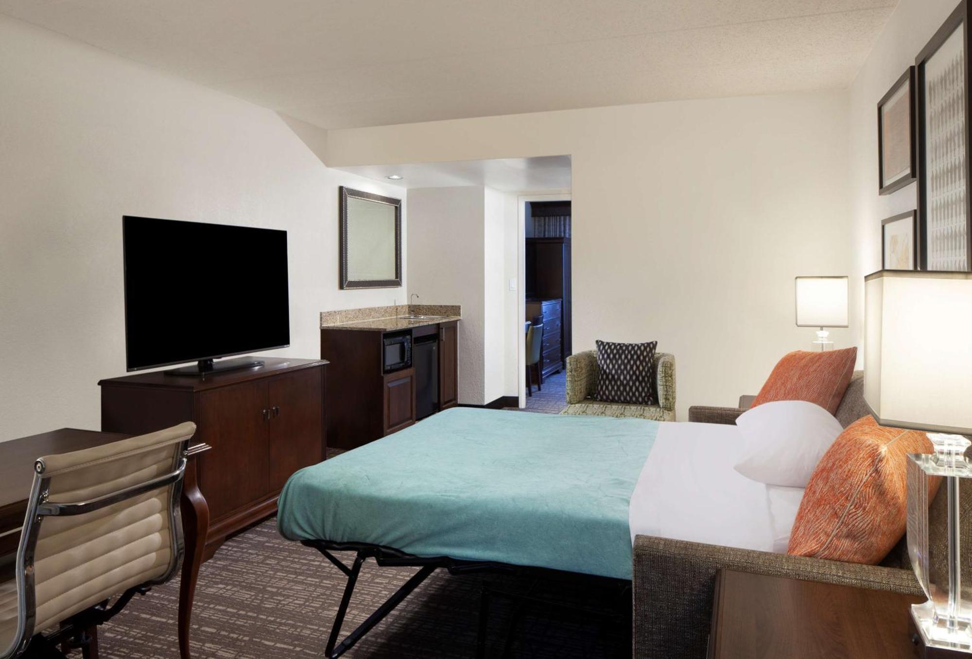 Embassy Suites By Hilton Philadelphia Airport Bagian luar foto