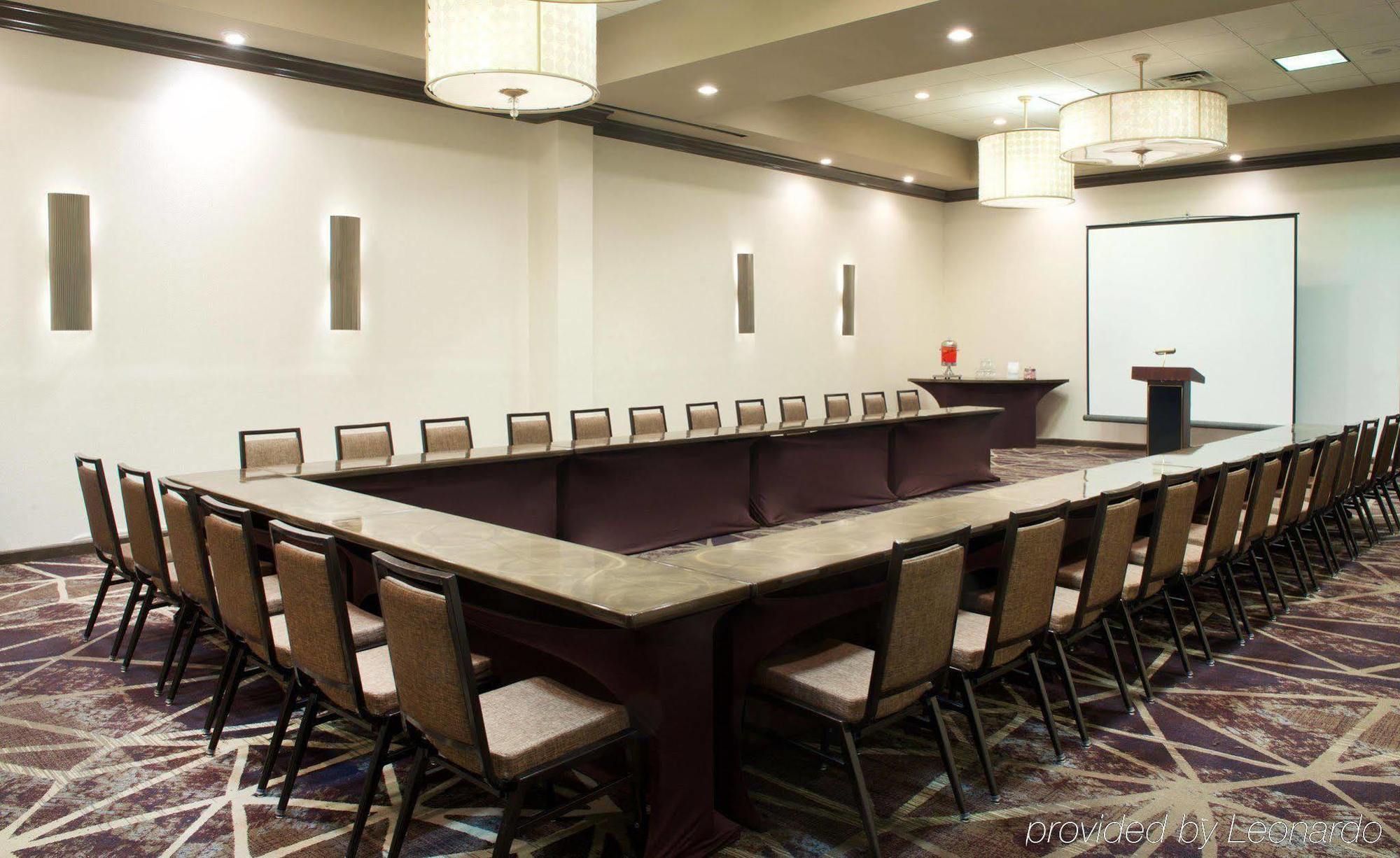 Embassy Suites By Hilton Philadelphia Airport Bagian luar foto