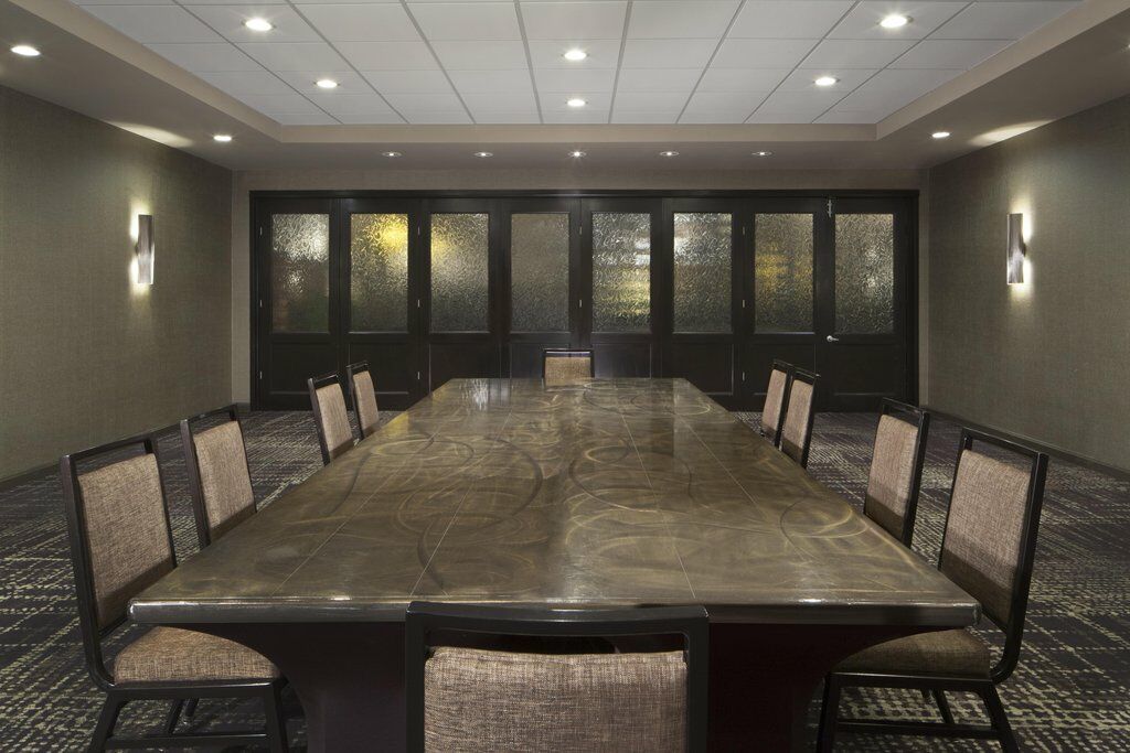 Embassy Suites By Hilton Philadelphia Airport Bagian luar foto